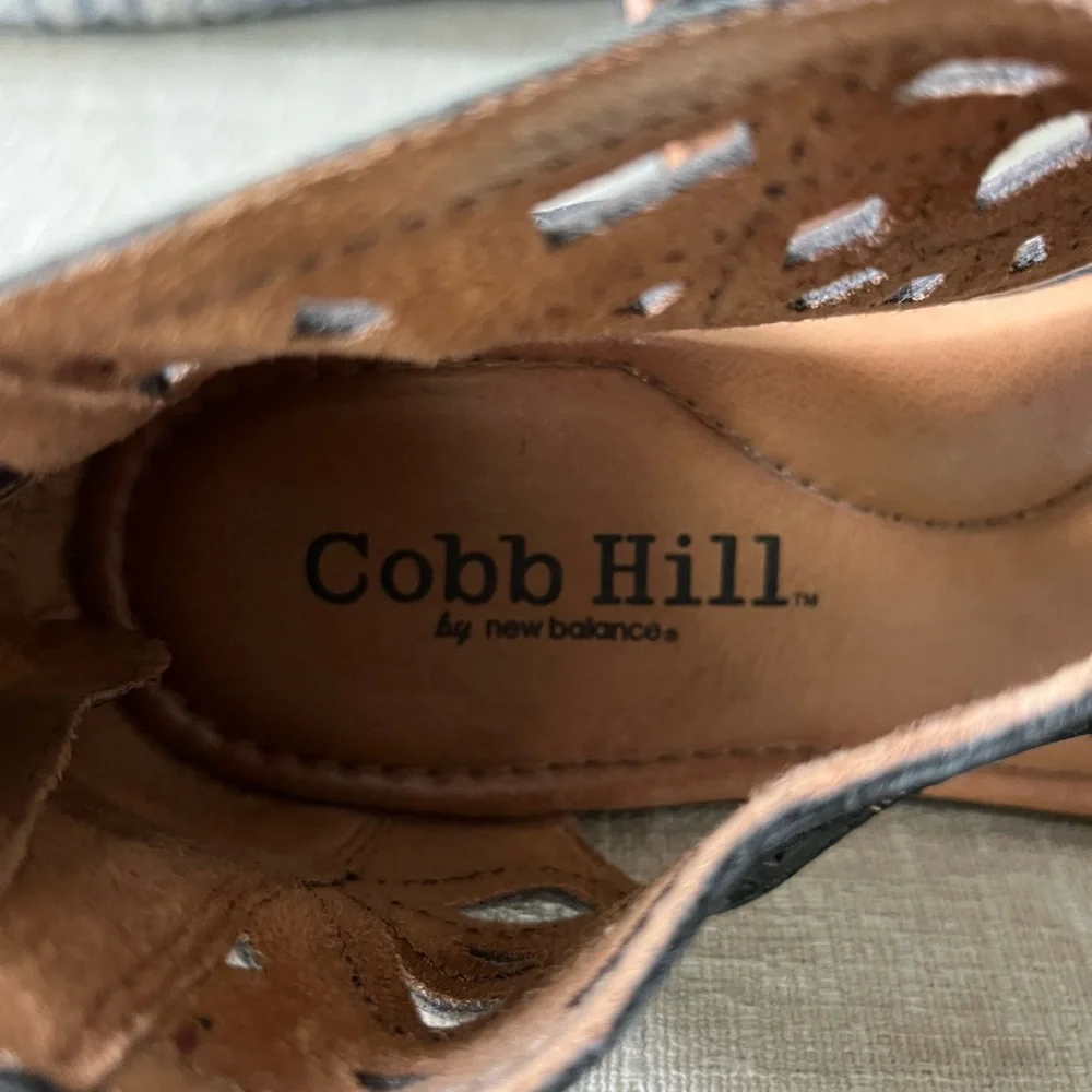 Cobb Hill Black and Tan Sandals Gladiator Sandals